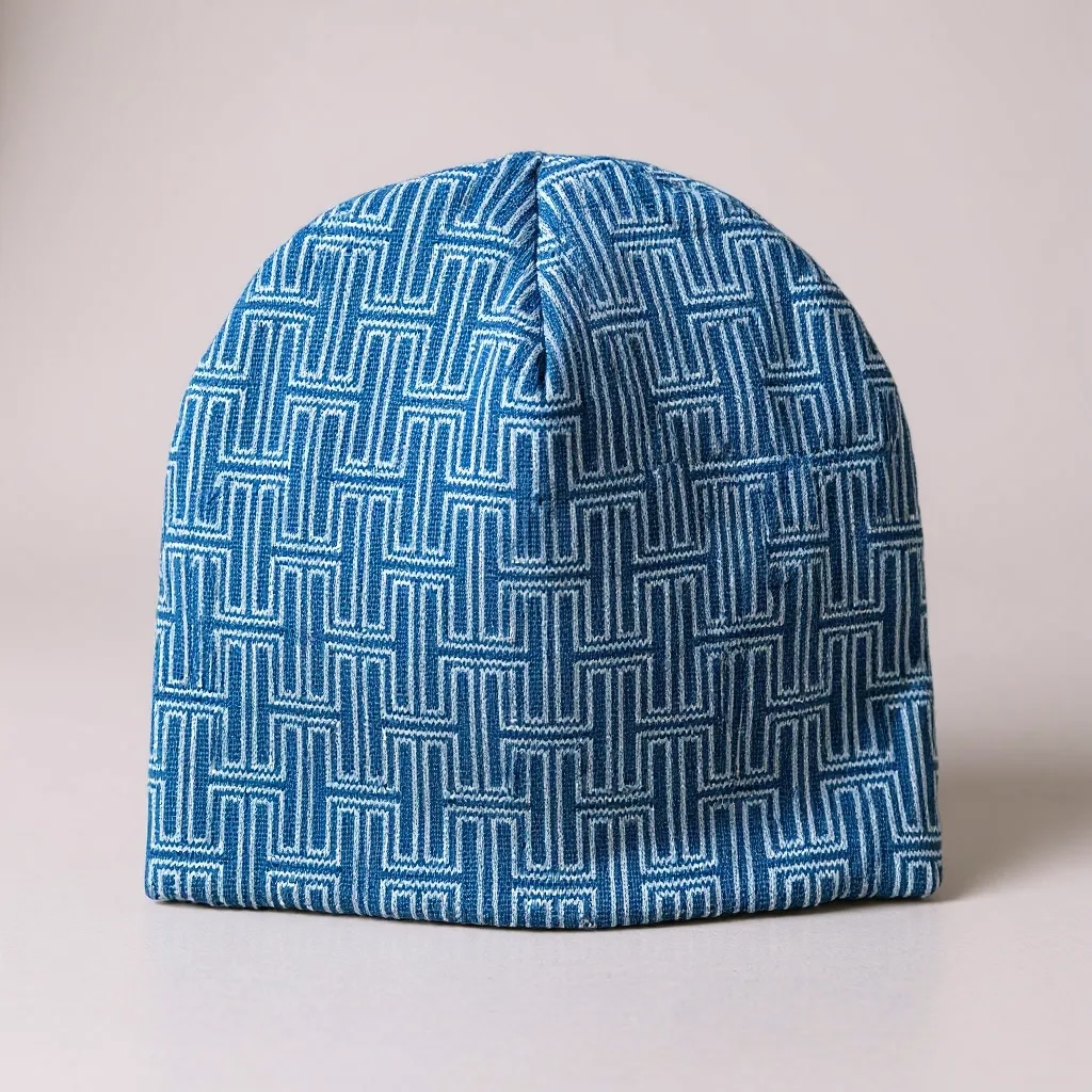 Hugh Femme Jacquard Merino Beanie – Azure Weave